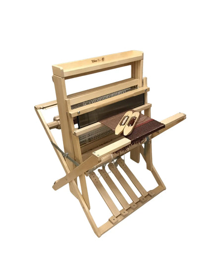 Toika Anni Bodenwebstuhl – stabiler Vier-Schaft-Webstuhl aus Holz mit Tritten und Zubehör, perfekt für ambitionierte Handweberinnen